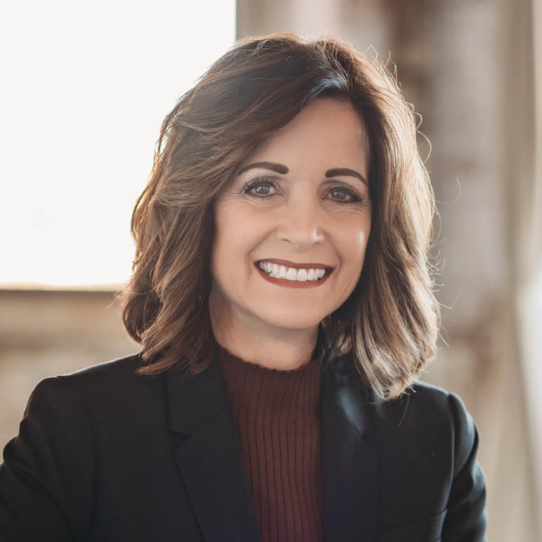Cindy Beckwith Headshot